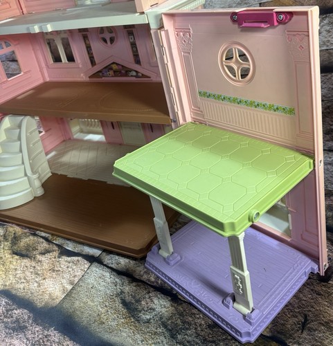 2008 Fisher Price Loving Family Grand Victorian Mansion Dollhouse & Accessories - Picture 16 of 21