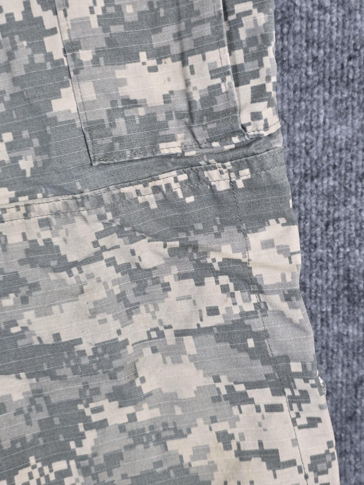 UNICOR Army Combat Uniform ACU Pants Mens Small Regular Gray Camo Cargo Ripstop