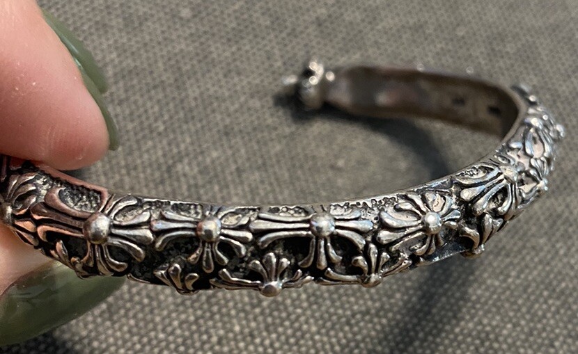 A & G Rock Silver Cuff Bracelet Cross Chrome Hearts Style A & G Rock Silver Cuff Bracelet Cross Chrome Hearts Style