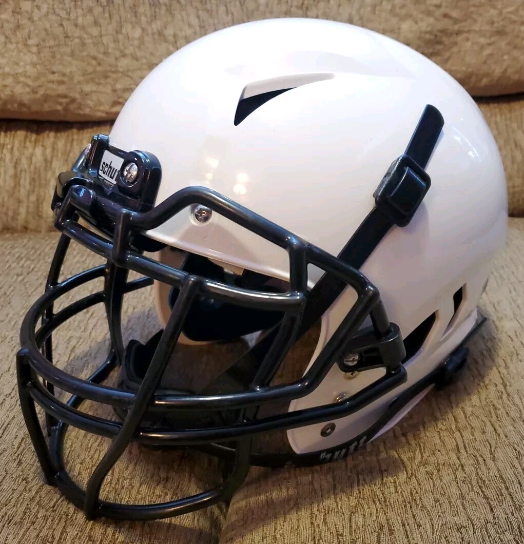 Schutt Youth Vengeance A11+ Football Helmet White Youth Medium + Chin