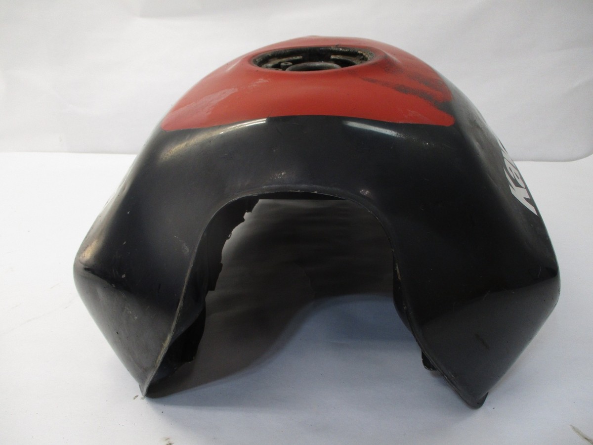 96 KAWASAKI GPZ1100 ZX1100 GAS FUEL TANK | eBay