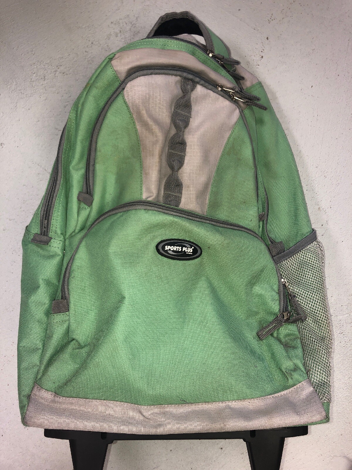 Sports Plus Olympia Rolling CarryOn Pull Up Handle Luggage eBay