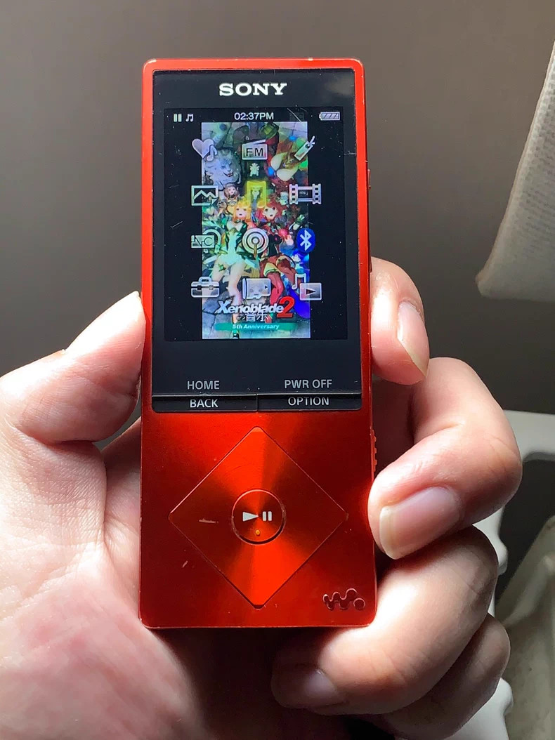 Sony NW-A25 MP3 Player - Excellent Condition -NFC/Bluetooth - Hi