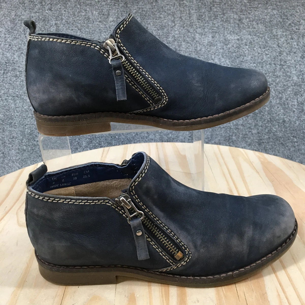 Hush Puppies Navy Boots‎ Size 9.5 Hush Puppies M Low (1-1.9 in) Heel Height Boots for Women  main image 3