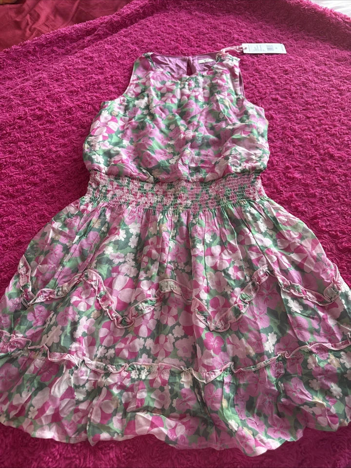 Vestido feminino novo, tamanho M, marca Vineyard Vines, design floral - Imagem 2 de 4