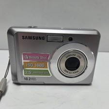 Samsung SL30 10.2MP Compact Digital Camera with 3X Zoom Silver - Tested  Works