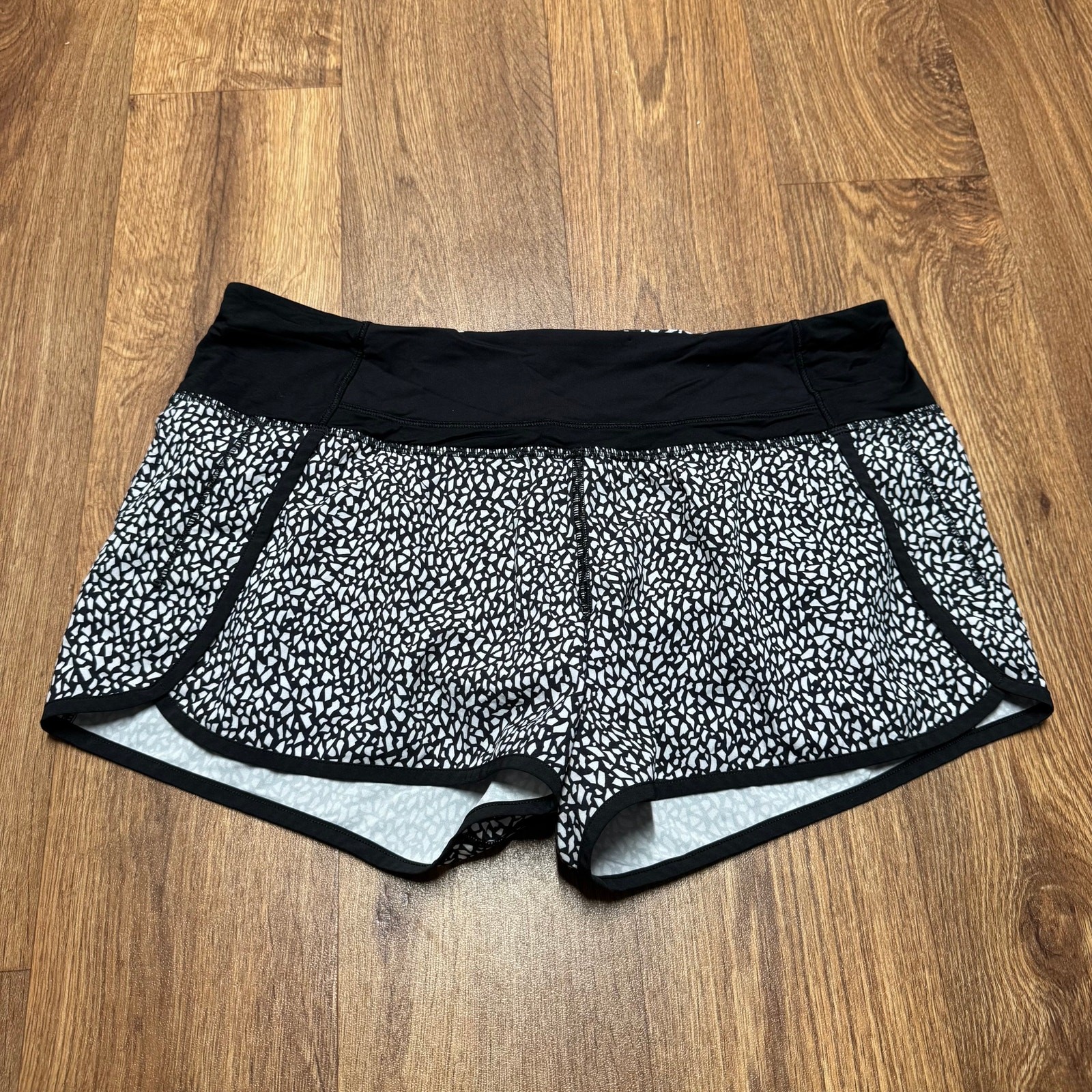 Lululemon Run Times 4