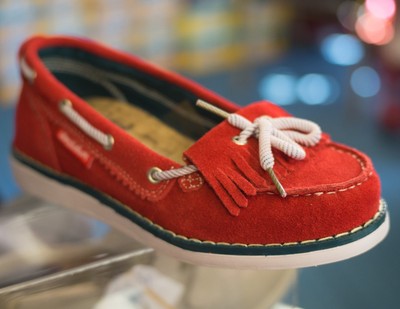 red boat shoes womens