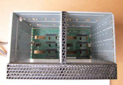 Intel P4000M 8 BAY HOT SWAP HARD DRIVE CAGE+Intel RS2VB080 RAID CONTROLER+cables
