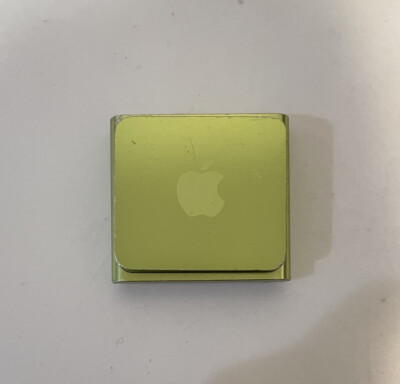 Apple iPod shuffle 4th Generation - Light Green (2 GB