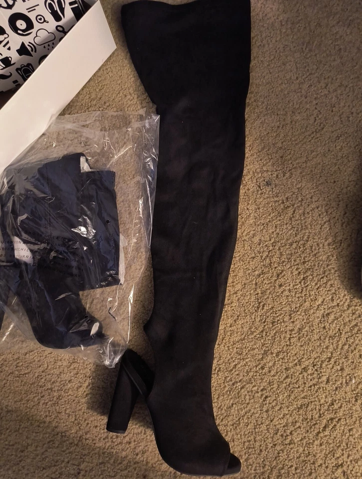 Botas negras hasta el muslo tacón abierto OTK de gamuza sintética de bambú talla 9 Foto 2 de 2