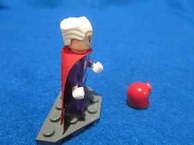 LEGO Marvel Super Heroes MAGNETO X-Men Minifigure Hair Helmet Cape sh0119 76022
