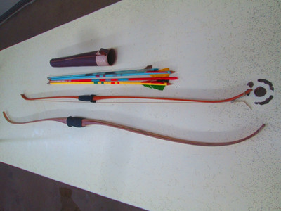 Vtg Ben Pearson Super Jet Bow 35# 335 59'' & 49'' Bow & Quiver & 4 Wood Arrows Lot