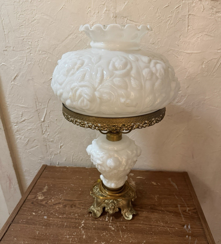 White Milk Glass Table Lamp w/ Shaded Design, Ornate Gold Tone Metal Base