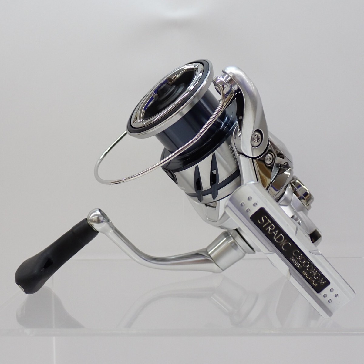 Shimano 23 STRADIC C3000HG Spinning Reel From Japan | eBay