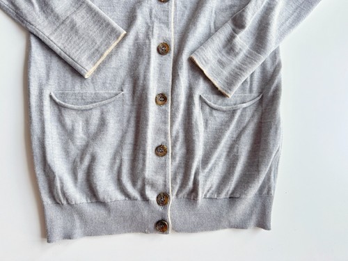 SEE BY CHLOE grauer 100% Schurwolle Slim Fit V-Ausschnitt Cardigan Pullover, Gr. 4 - Bild 8 von 14
