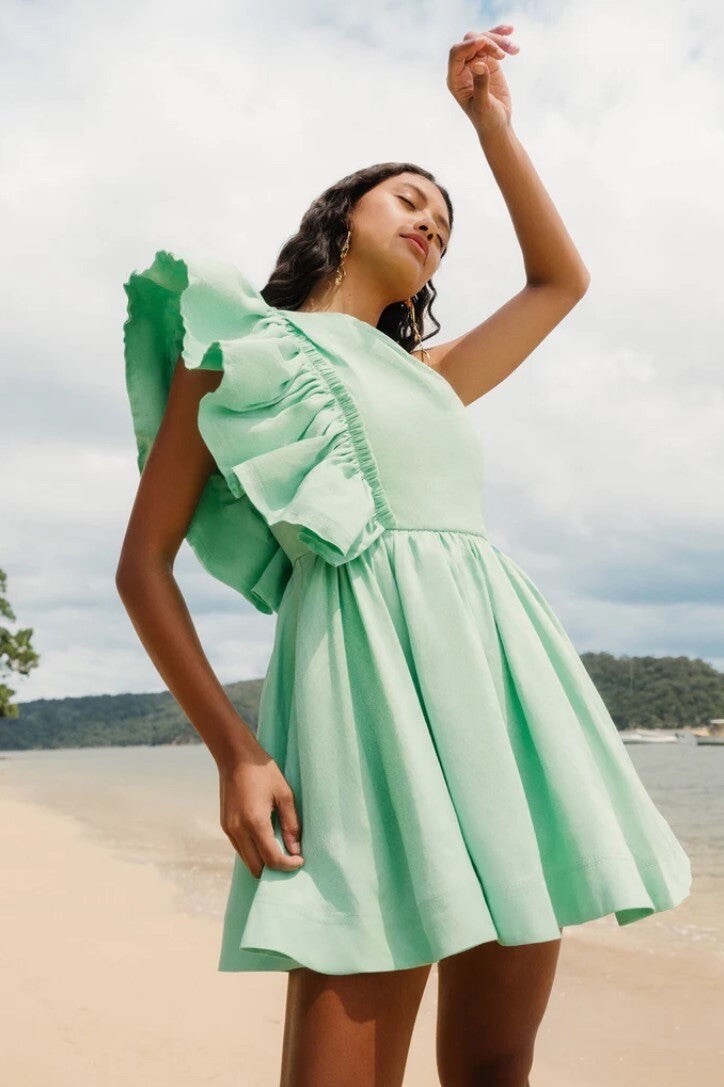 Mini Vestido Aje Bonjour Asimétrico Un Hombro Verde Menta Lino Talla AU 14 L-XL