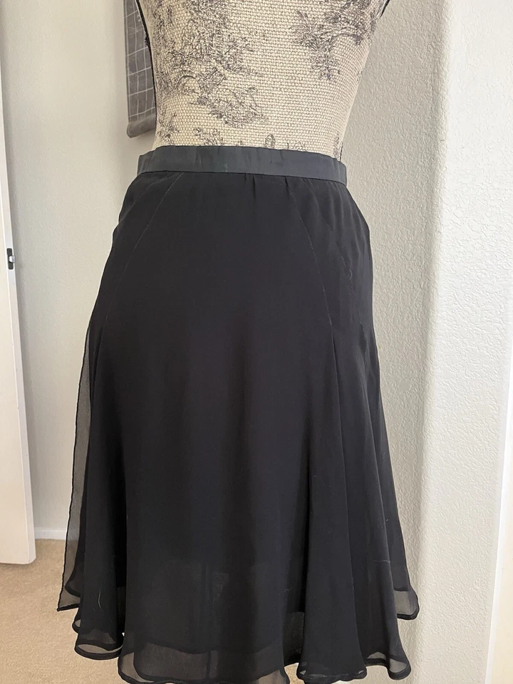 Falda 💗💗 de gasa de seda negra 100% CHANEL hasta la rodilla Foto 2 de 4