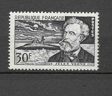 Timbres France 1955 Cinquantenaire de la mort de Jules Verne Yvert N°1026 neuf**