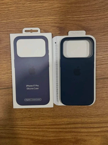 iPhone 17 Pro Midnight Silicone Apple Case