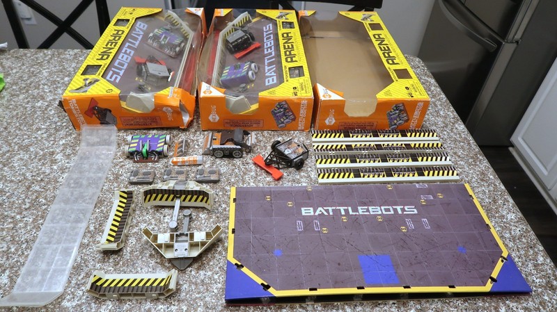 3 SETS HEXBUG BattleBots Arena  Witch Doctor & Tombstone  7 cars NEW Box Damage