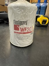 Fleetguard WF2076 Coolant Filter