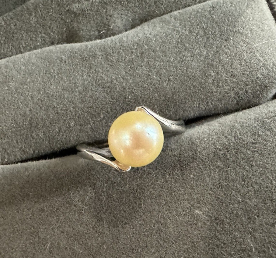 Vintage Sterling Silver Genuine Solitaire Pearl Ring Sz 6.25