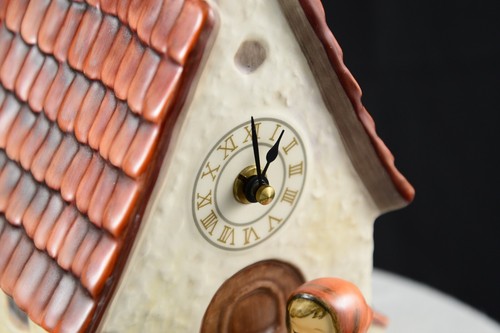 Hummel Goebel Chapel Time Clock #442 TM6 11" W. Germany The Love Lives On w/Box - Picture 9 of 24