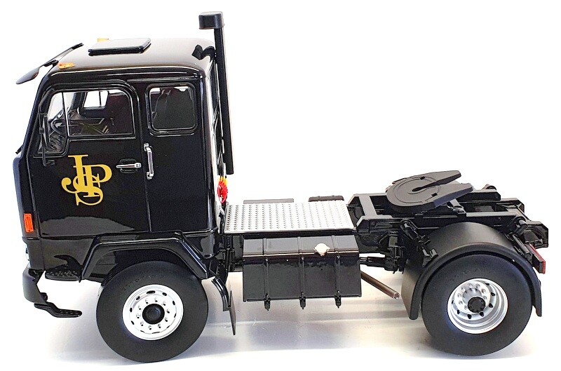 1/18 ボルボ　F88 Model Car 1/18 Scale Model Truck MCG18139 - 1971 Volvo F88