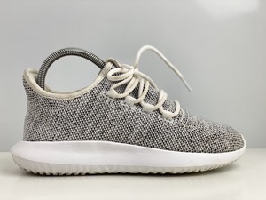 adidas tubular size 4