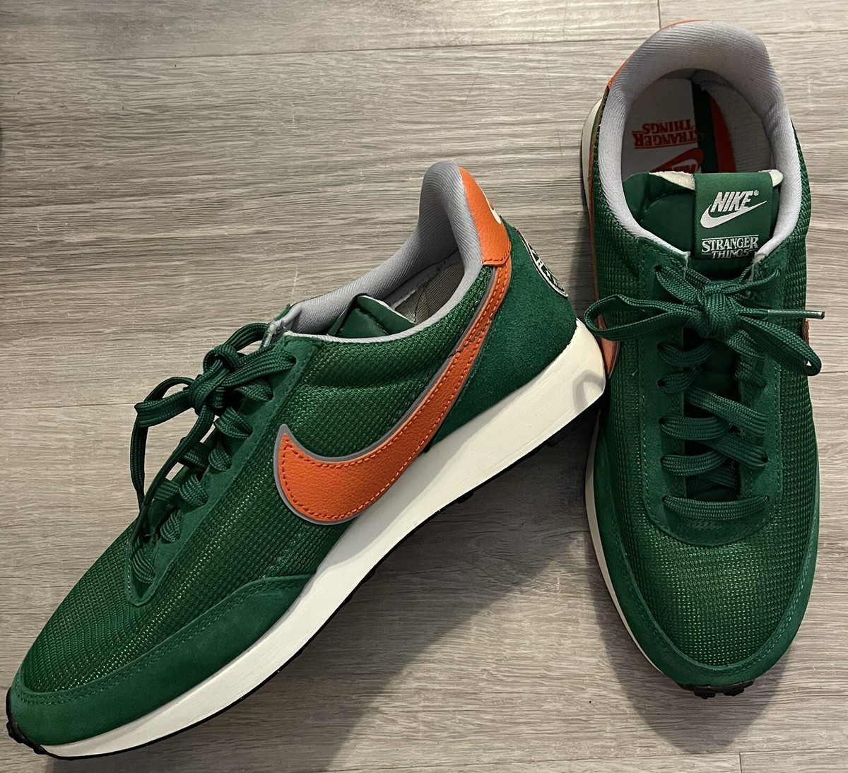 Mens Size 9/ Womens 10.5 Nike Air Tailwind 79x Stranger Things