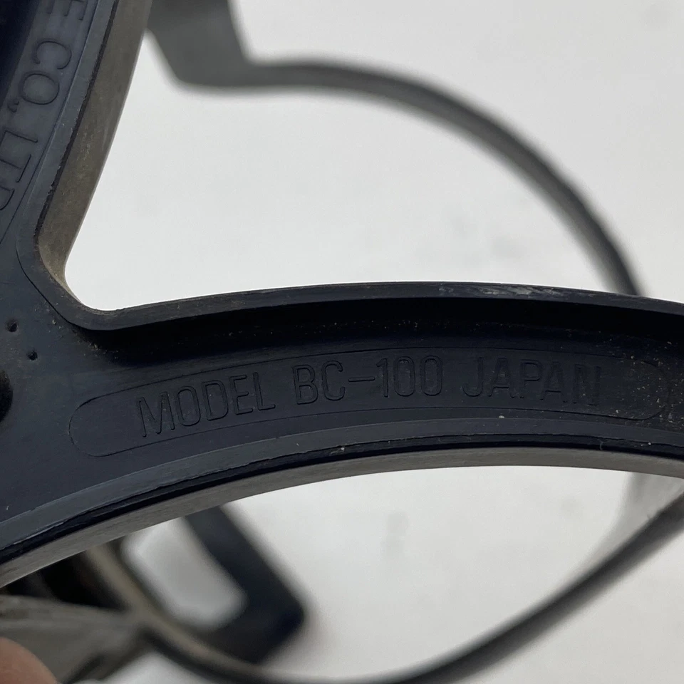 Jaula para botellas de agua Cateye de colección de plástico negro carretera MTB ojo de gato BC-100 A33 Foto 4 de 4