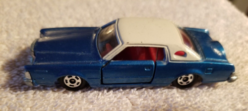 Tomica 1978 Ford Lincoln Continental Mark IV Blue with Red Interior - Picture 1 of 6
