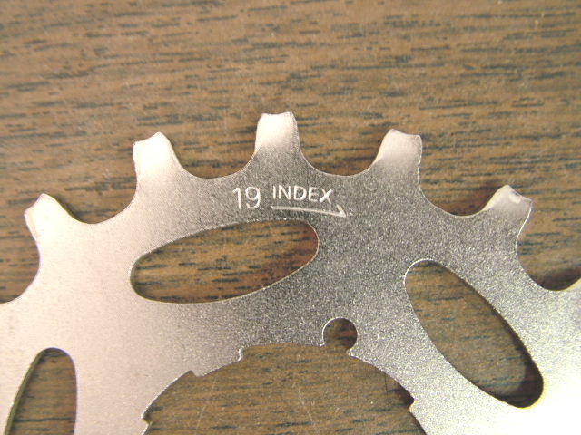 SHIMANO - GGG New-Old-Stock Shimano Dura-Ace 19T UniGlide (UG) Cassette