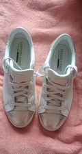 Skechers Street Los Angeles White Leather Size 6. Worn Once. Excellent Condition
