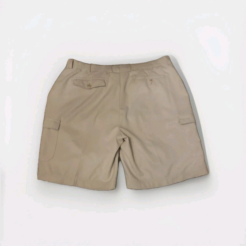 Island Republic Multi-Pocket Tan Cargo Men's Shorts Size 40 Flat Front Casual - Image 2 of 3