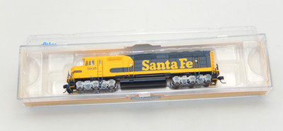 Athearn Spur N 16834 US Diesellok EMD F45 Santa Fe #5935
