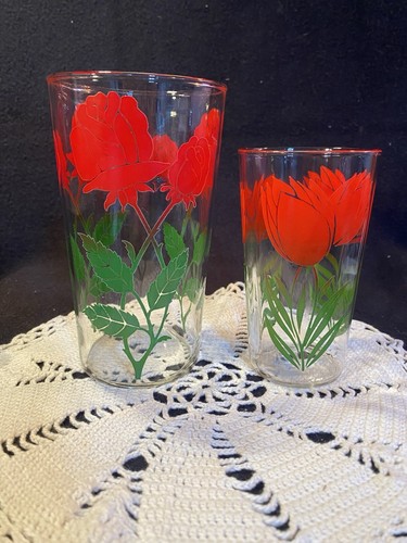 Set 2 Vintage Tumbler and Juice Glass 1960s Red Rose Drinking Flowers Floral MCM