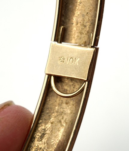 10K Gelbgold Verschluss Armreif Armband schönes Diamant geätztes Design 5,8 Gramm - Bild 11 von 16