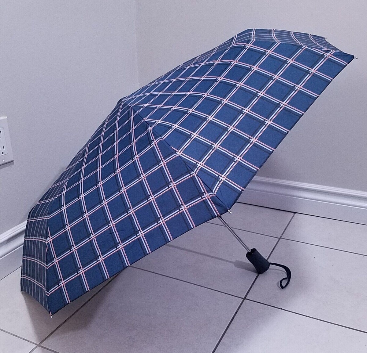 large patio umbrellas on wheels Best Choice Products 10ft Offset Hanging Outdoor Market Umbrella w/ Easy Tilt Adjustment built not just for bundle-collection AH Battery:30 AMP PURPLE LEAF Deluxe Aluminum