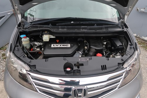 Honda Elysion 2.4 Ivtec G Aero RR1 Auto 8 Seater MPV (H64) ulez compliant - Picture 12 of 21