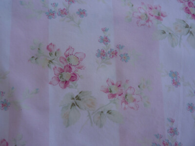 RARE Coveted Rachel Ashwell Shabby Chic Meadow Stripe Pink/White Roses Fabric 