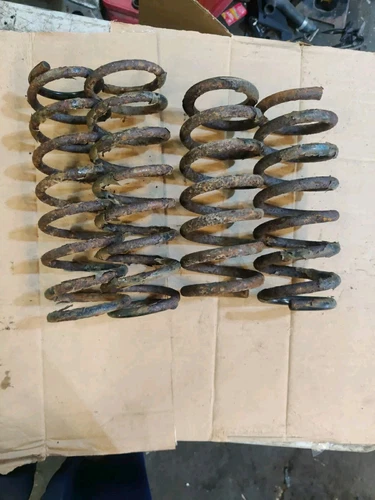 Geo Tracker Suzuki Sidekick Coil Springs Two-door