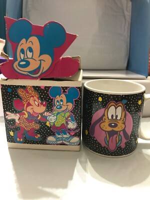 Mickey and pals Pluto coffee mug