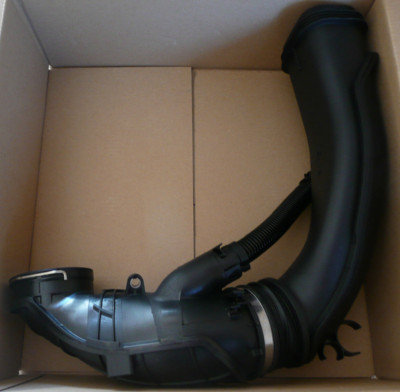 NEW GENUINE BMW 7 SER F01 F02 FILTERED AIR PIPE 13717800078 FAST  