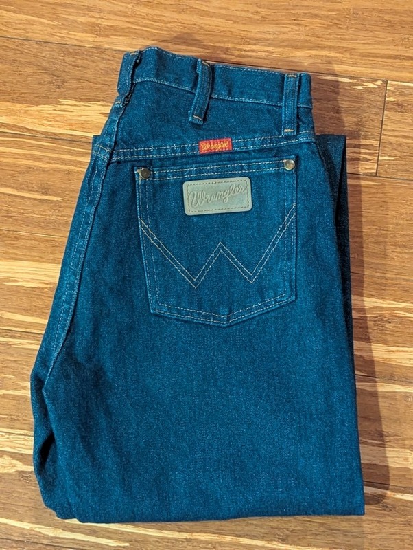 Wrangler Vintage Cowboy Cut Jeans Womens