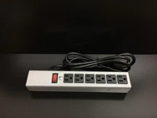 WIREMOLD Cat No L10309 Power Strip Mounting Ears Circuit Breaker 6 Outlets 6ft