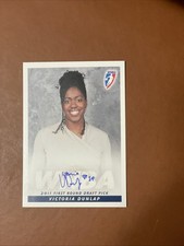 2011 Rittenhouse WNBA Victoria Dunlap Rookie Autograph Kentucky Wildcats