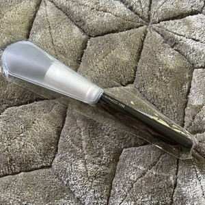 $42 MAC 129s Powder / Blush Brush New Makeup Tools