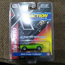 SC368/48 AUTO WORLD XTRACTION R34 2008 DODGE CHALLENGER HO ELEC SLOT CAR GREEN